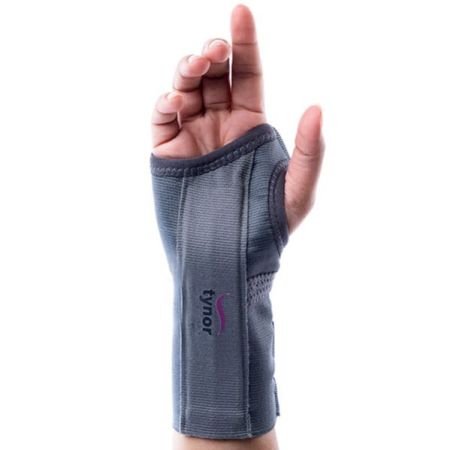 Tynor Elastic Wrist Splint (RT) (XL) (E 01)